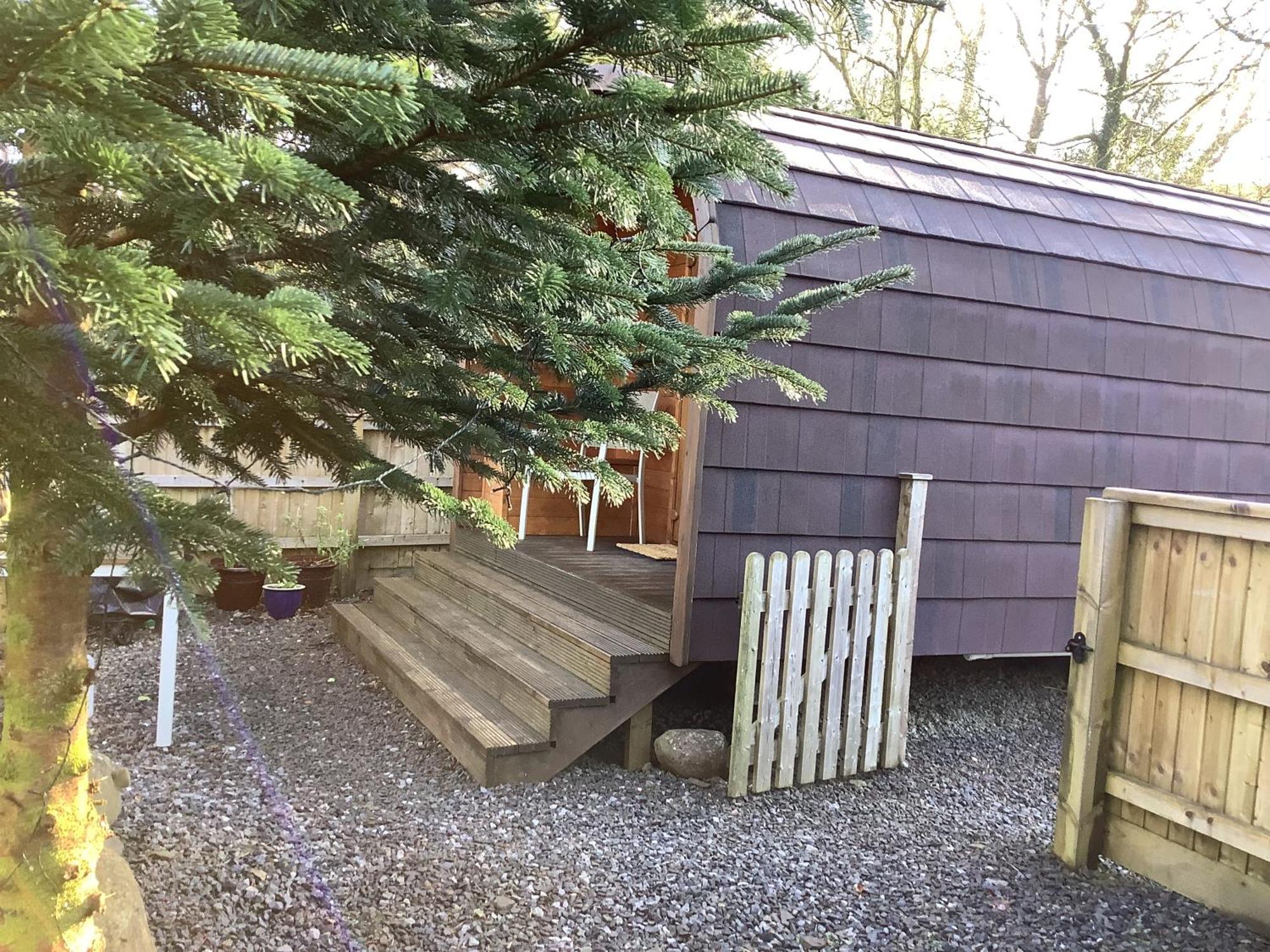 Little London Bed & Breakfast And Glamping Pod Hotel Abercraf Eksteriør billede